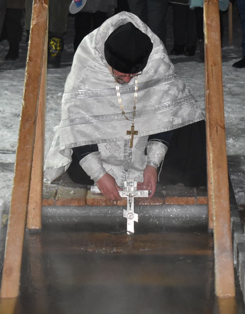 Чин Великого освящения воды в Крещенский сочельник в пгт. Грибановский